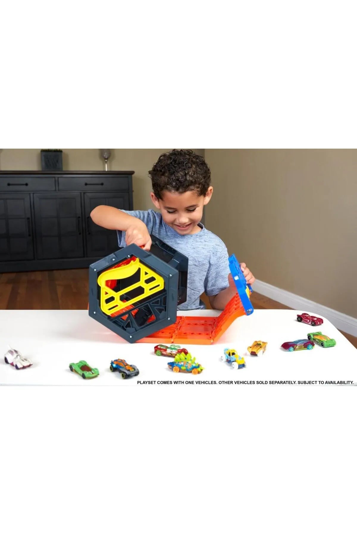 HOT WHEELS Kıvrılan Yarış Pisti Gyx11