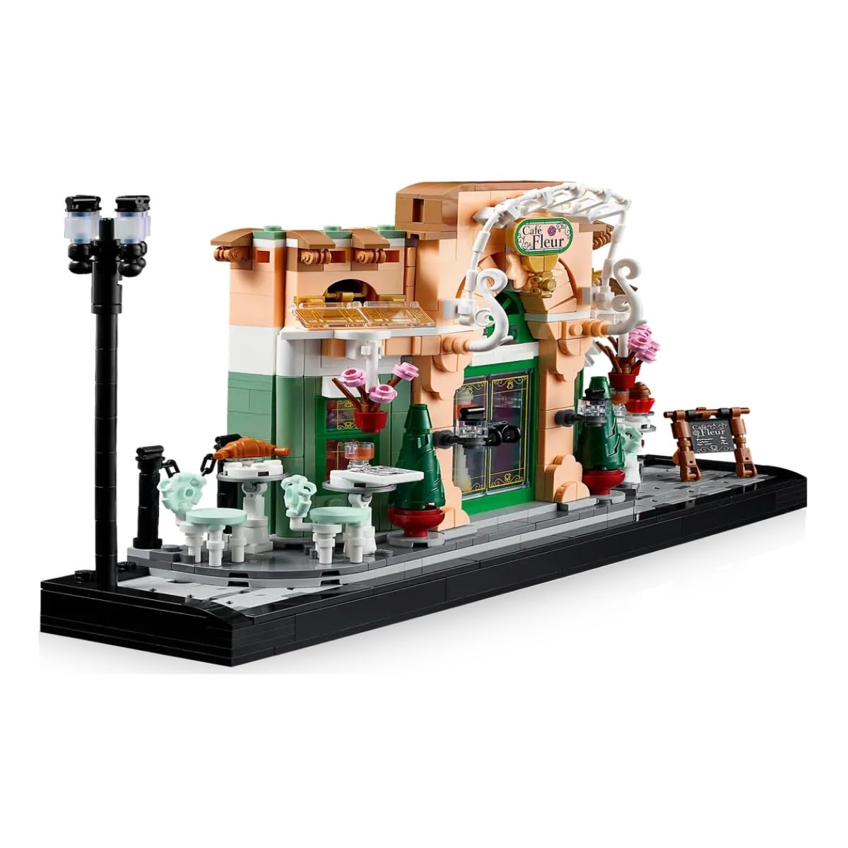 LEGO Fransız Kafe 10362 - Yetişkin Kadın ve Erkekler için Süslü Koltuklar ve Asılı Saksılar İçeren Koleksiyonluk Dekoratif Model Yapım Seti, Ev veya Ofis Dekoru Kendin Yap Hediye Fikri (1101 Parça)