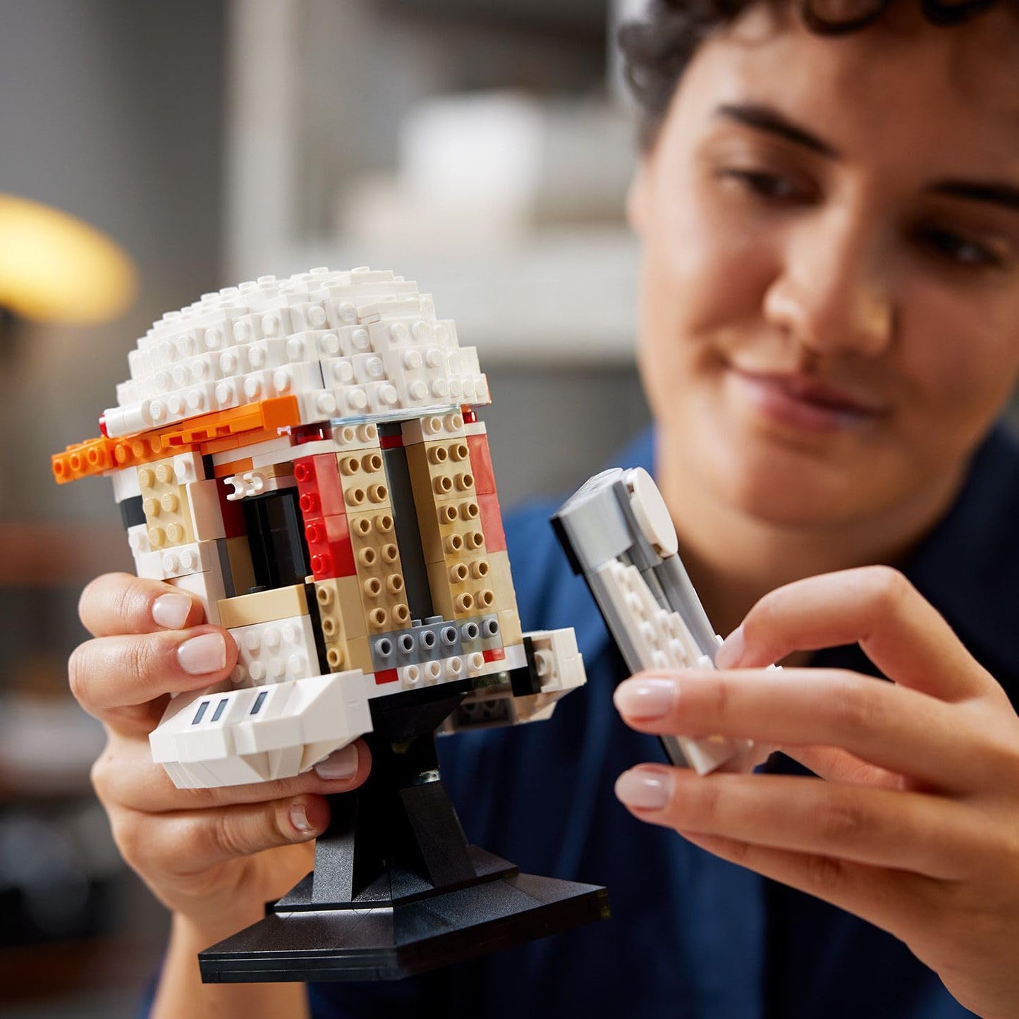 LEGO Star Wars Klon Komutanı Cody Kaskı 75350 - Yetişkinler İçin Koleksiyonluk Sergileme Modeli Yapım Seti (776 Parça)