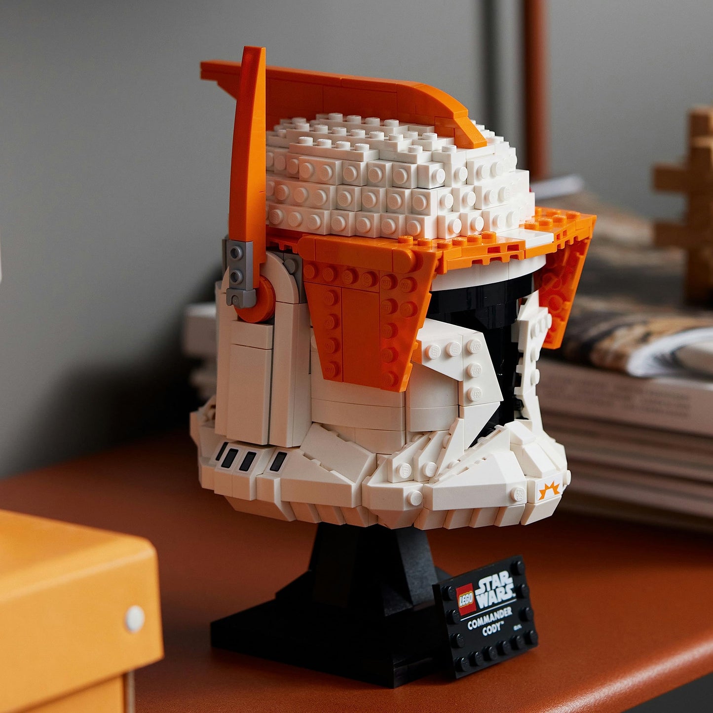 LEGO Star Wars Klon Komutanı Cody Kaskı 75350 - Yetişkinler İçin Koleksiyonluk Sergileme Modeli Yapım Seti (776 Parça)