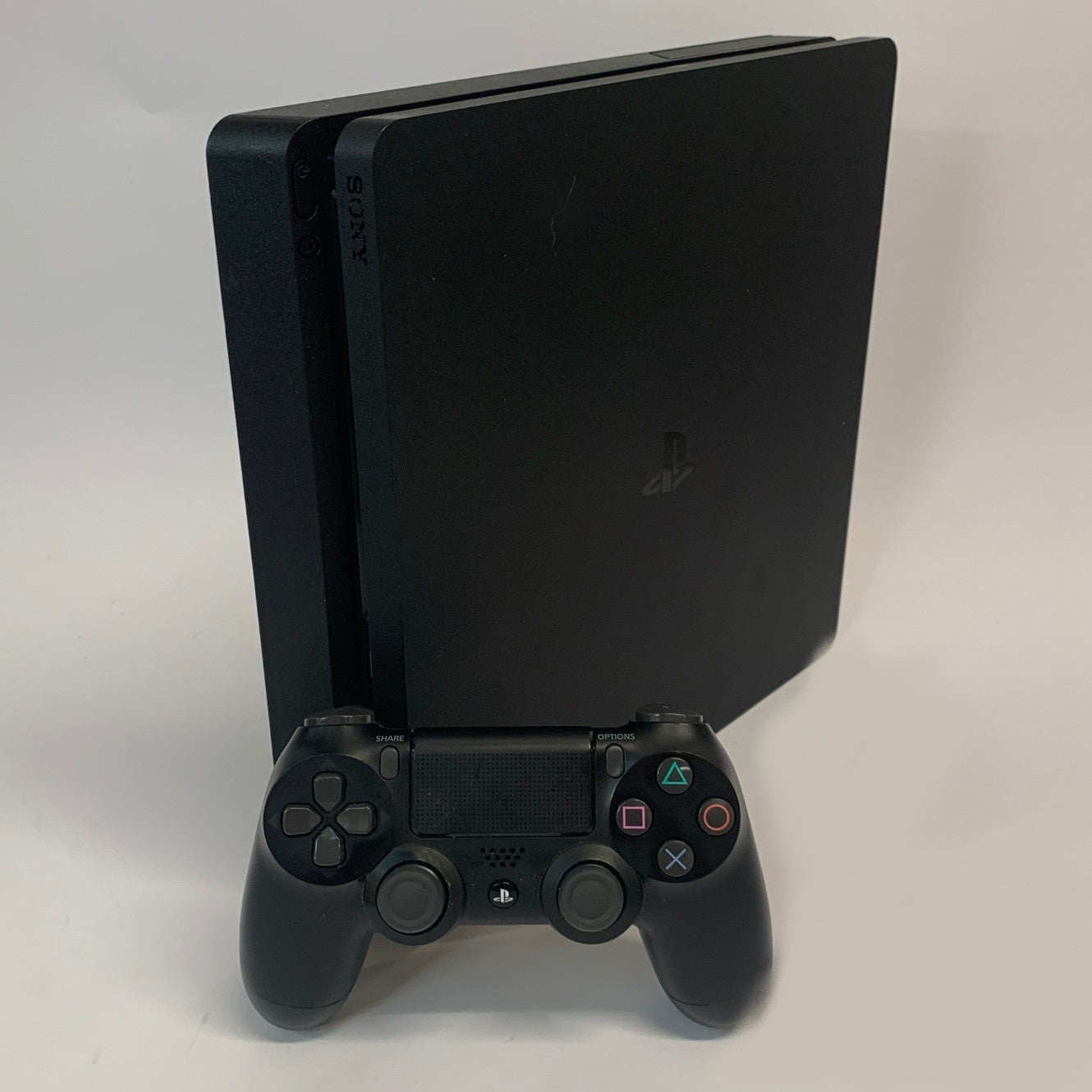 Playstation 4 Slim 500gb Konsol Ve Call Of Duty Modern Warfare 2 teşhir ürünü