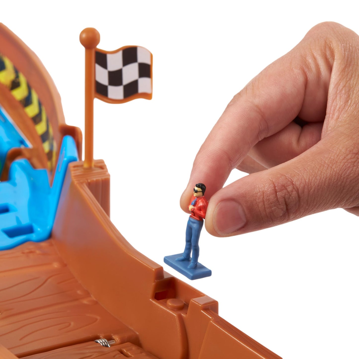 Hot Wheels Monster Trucks Heyecanlı Yarışlar Oyun Seti, 4 yaş ve üzeri, HGV12