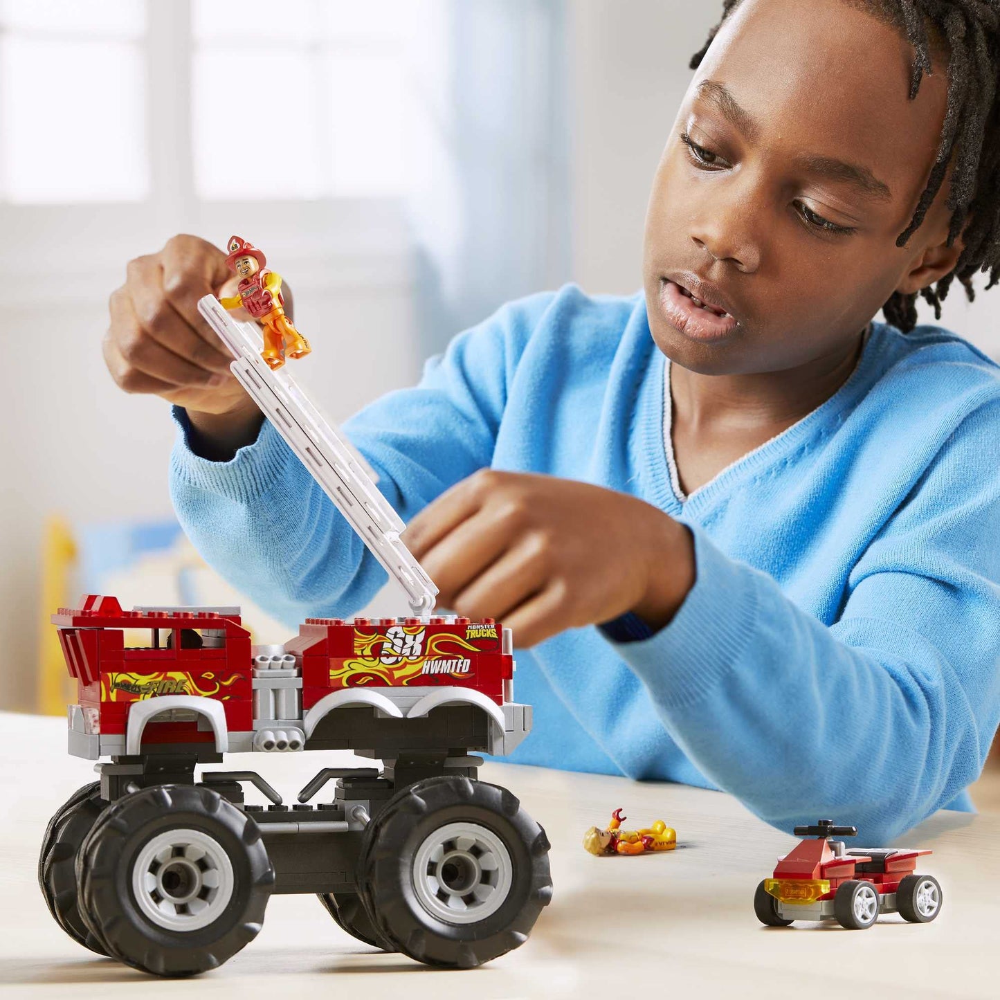 Mega Bloks Hot Wheels® HW 5-Alarm™ Monster Truck İtfaiye Aracı