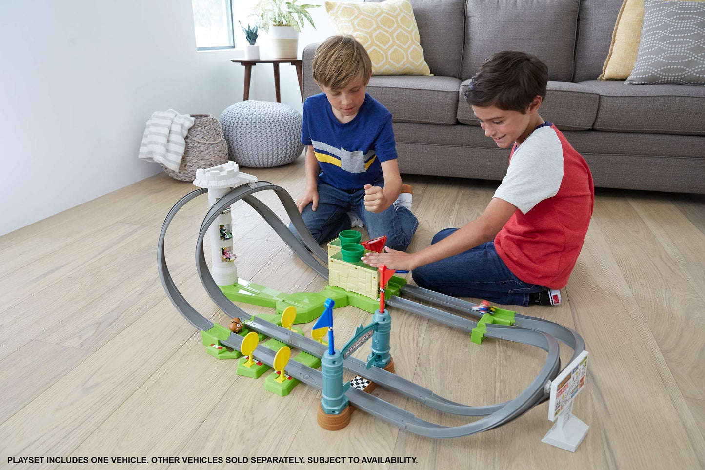 Hot Wheels Mario Kart Çılgın Dönüş Parkuru Yarış Seti, 5 yaş ve üzeri, GHK15