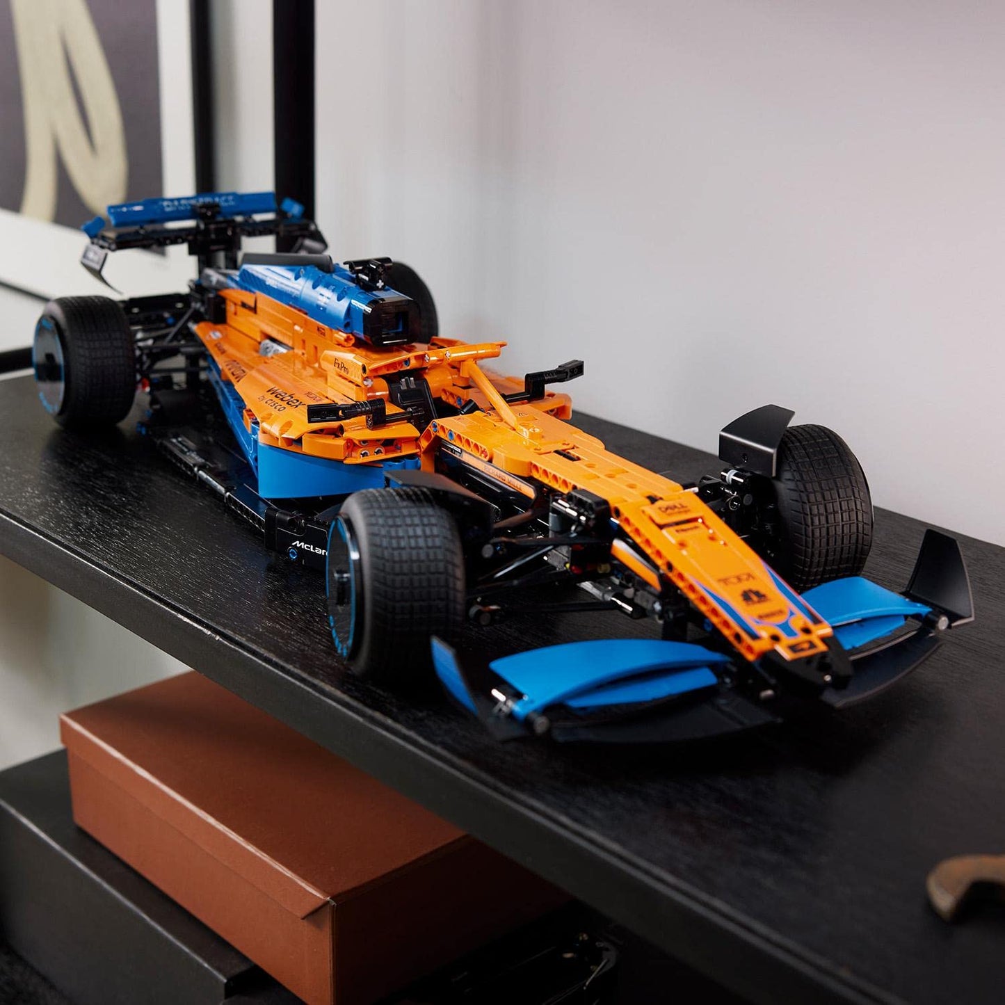 LEGO® Technic McLaren Formula 1™ Yarış Arabası 42141 - Araba Seven Yetişkinler İçin Model Yapım Seti (1432 Parça)