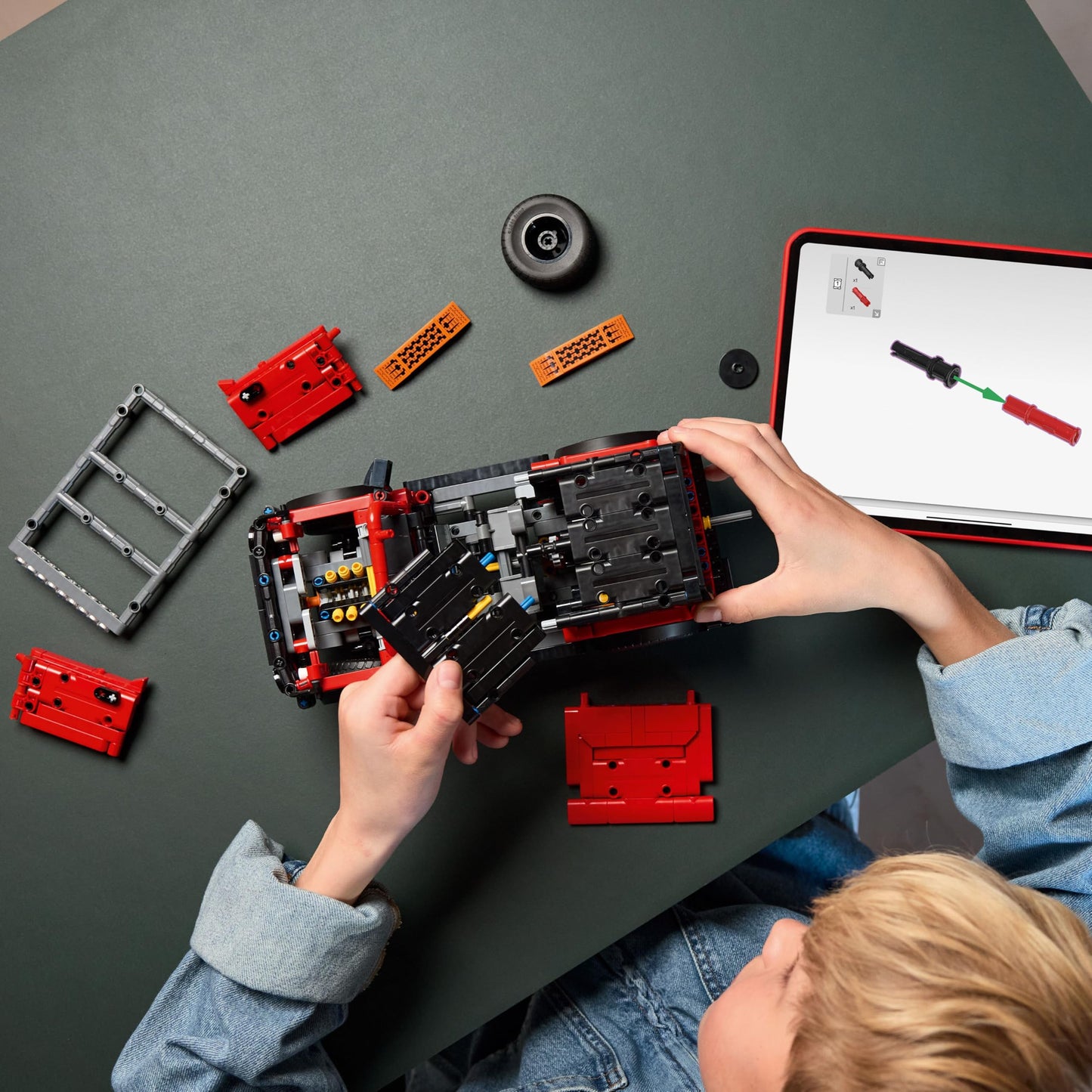 LEGO Technic Ford Bronco SUV 42213 – 9 Yaş ve Üzeri Araç Seven Çocuklar İçin STEM Odaklı Model Araba Oyuncak Yapım Seti, Araba Tutkunlarına Yaratıcı Hediye Fikri ve Eğitici Oyun Deneyimi (943 Parça)